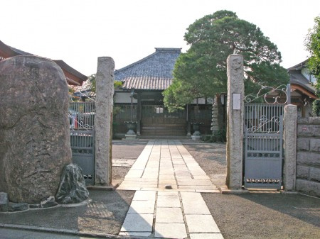 杉並区成田東５丁目のアパートの周辺