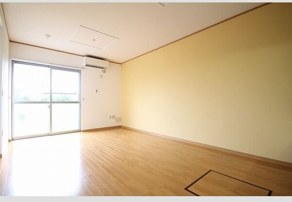 毘沙門の居間・リビング