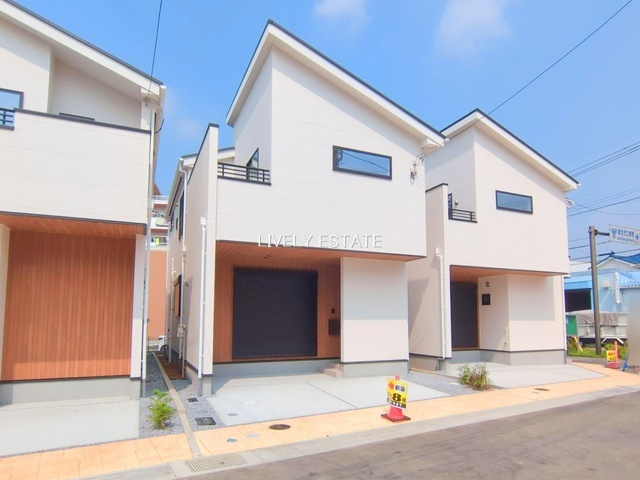 草加市氷川町 新築分譲住宅 全8棟 2号棟の外観