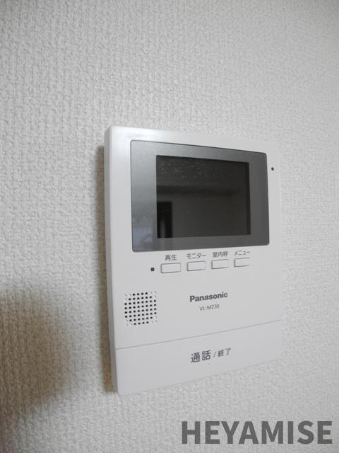 プラス・ドゥ・カネガエのセキュリティ