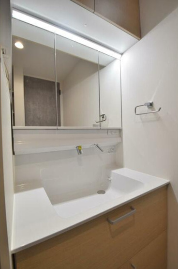 【独立洗面台】 | 宮前４丁目～「久我山」駅８分・新築戸建～