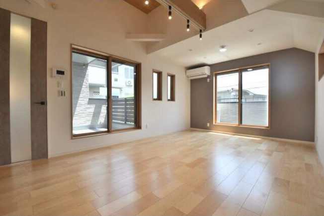 【居間・リビング】 | 宮前４丁目～「久我山」駅８分・新築戸建～