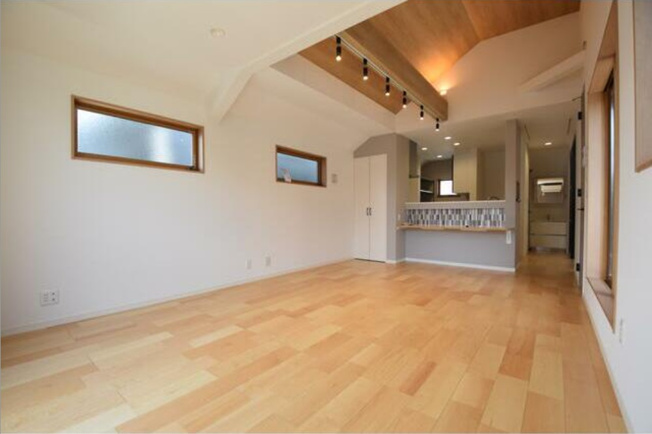 【居間・リビング】 | 宮前４丁目～「久我山」駅８分・新築戸建～