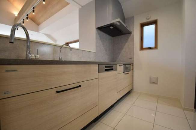 【キッチン】 | 宮前４丁目～「久我山」駅８分・新築戸建～