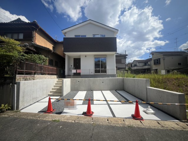 ◆全居室２面採光◆並列駐車２台可能◆４ＬＤＫ◆伏見区日野岡西町１期