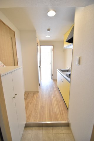 大阪市都島区都島中通２丁目の賃貸マンションの玄関