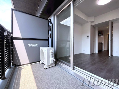 【バルコニー】 | プレサンス太閤通駅前デュプル | 外からの目が気にならないバルコニーで洗濯物が干せます