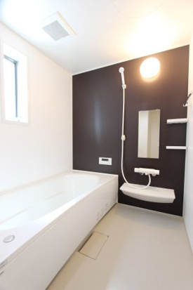 山木２－１４５コダテックスⅥＢの浴室