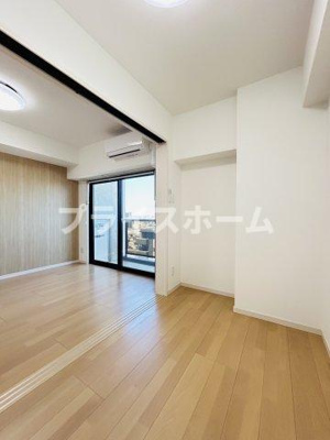 【居間・リビング】 | 仲介手数料0円！「プライスホーム」で検索！BRIGHT HEARTS HAKOZAKI