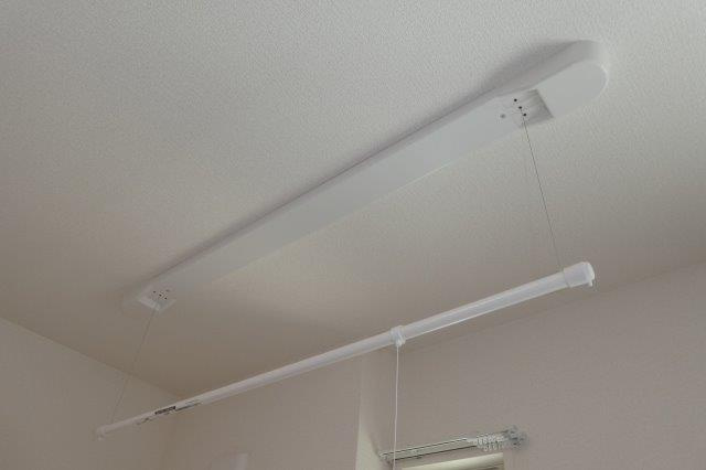 ベル・ポストの設備|室内物干し２