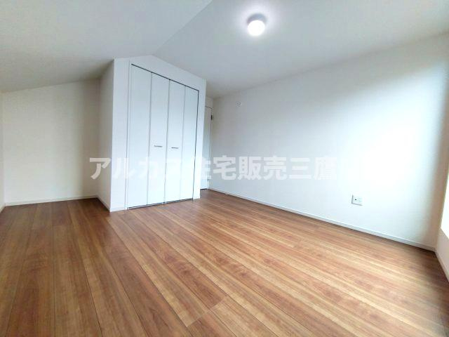 調布市深大寺東町６丁目 中央線 吉祥寺駅 新築戸建の洋室