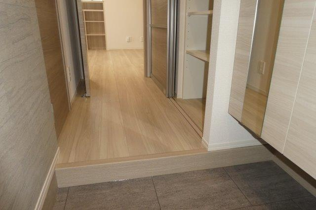 ベル・ポストの玄関