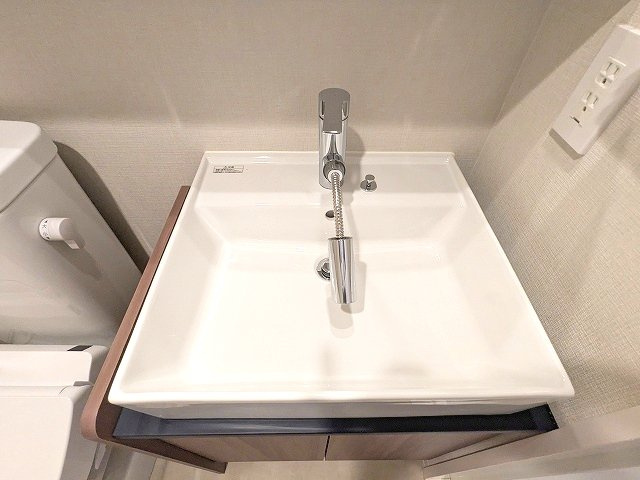 GEO ENT AKIHABARAの設備|ハンドシャワー付独立洗面台