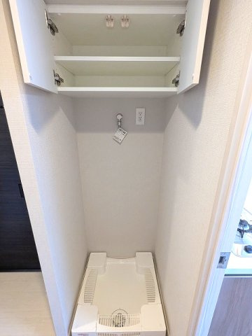 GEO ENT AKIHABARAの設備|排水口のお手入れしやすく手前中央に配置し、足高の防水パンです