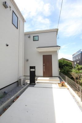 【外観】 | 三郷市彦沢1丁目新築戸建て1号棟 | 全3棟残り1棟