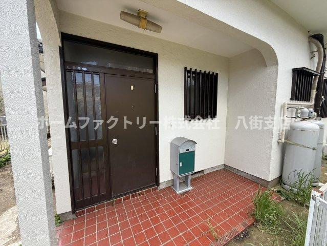 成田市三里塚　中古戸建の玄関|グループホーム仕様