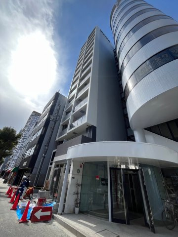 コンフォリア・リヴ南森町Ⅱの外観