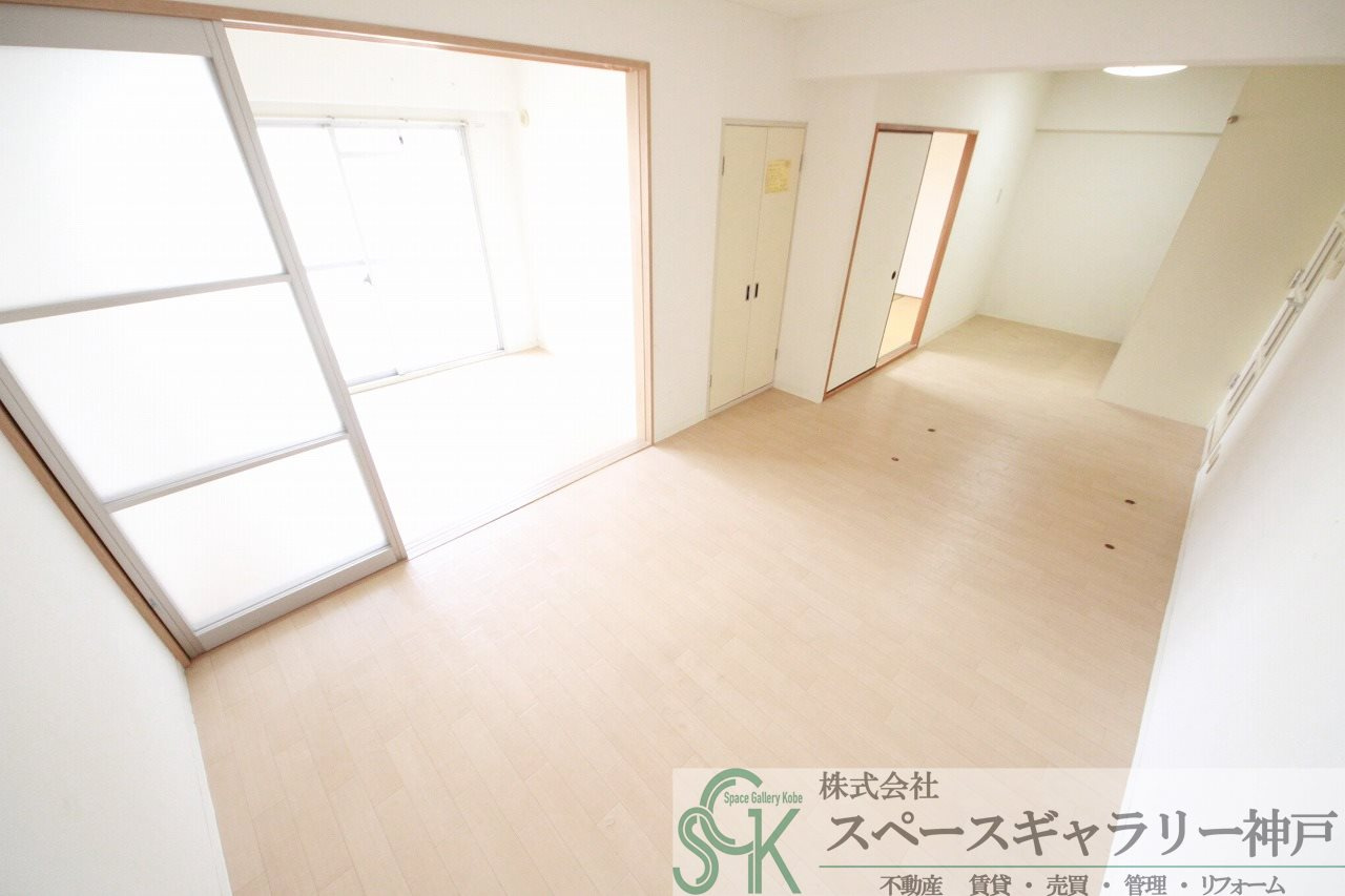 サムティ南多聞台の居間・リビング|※お部屋により仕様が異なる場合があります。