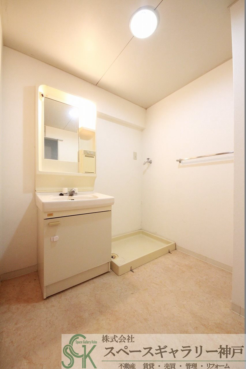 サムティ南多聞台の洗面所|※お部屋により仕様が異なる場合があります。