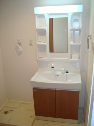 ベル・ブランシュの独立洗面台|浴室乾燥機