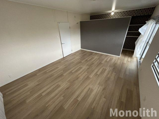 泉北城山台２丁14号棟の洋室