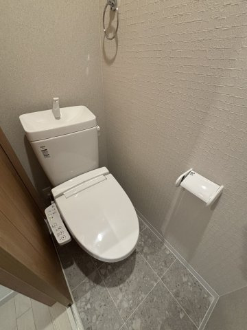 セレニティ下木田B棟のトイレ
