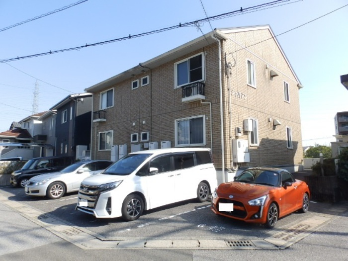 シャルマンの外観