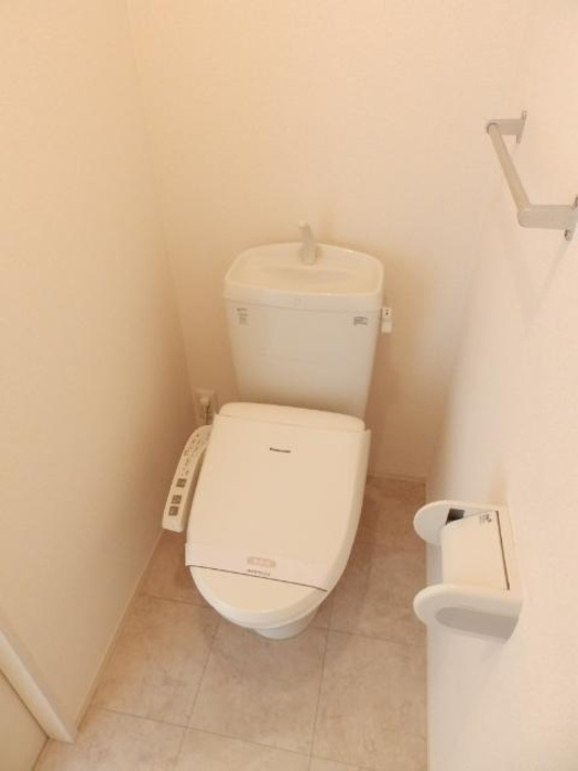 シャルマンのトイレ|トイレ（温水洗浄暖房便座）