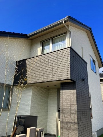 博労町4丁目　分譲住宅の外観|調和と個性をかなえる平屋ベースの大屋根の家