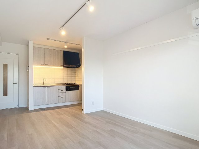 プラザ神町の洋室