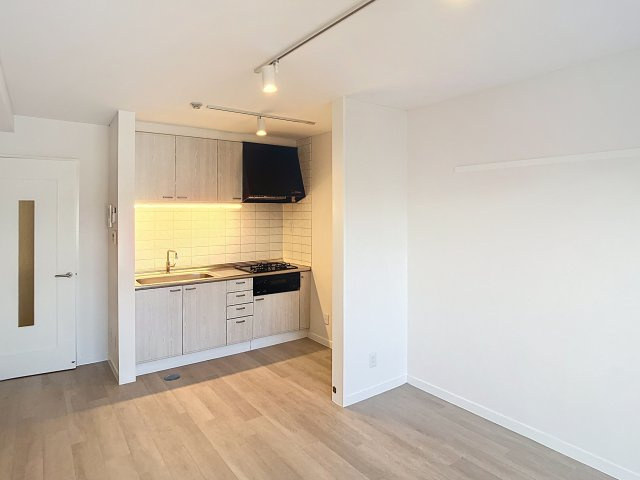 プラザ神町の間取り