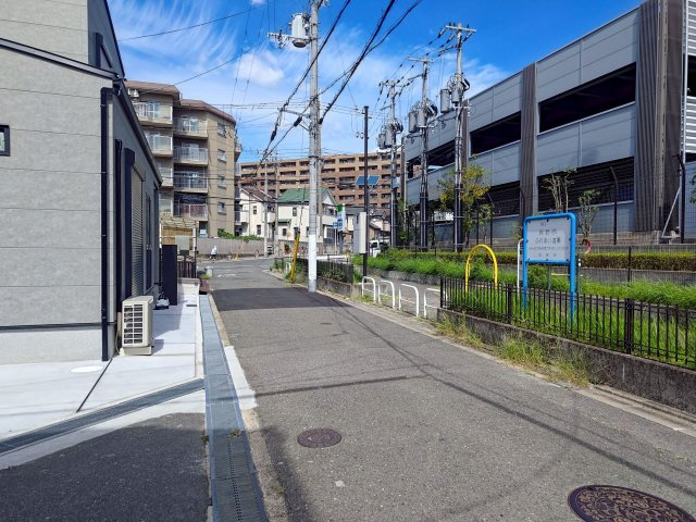 アンプルールmilleの周辺