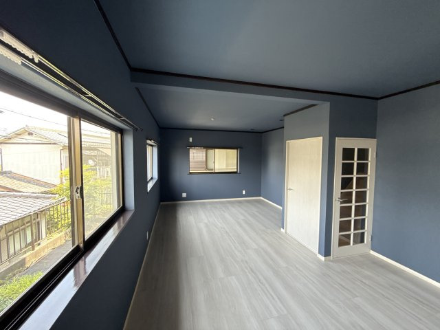 西今宿貸家の居間・リビング