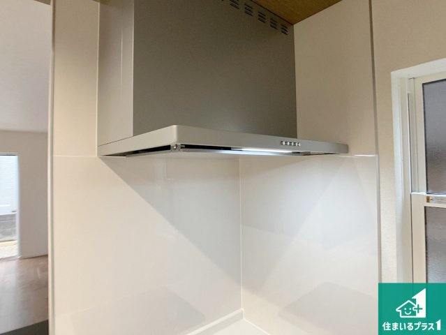 高砂市米田町塩市　第2期　新築一戸建ての設備|汚れにくいスロットフィルタでお手入れラクラク！ＬＥＤ照明付き！