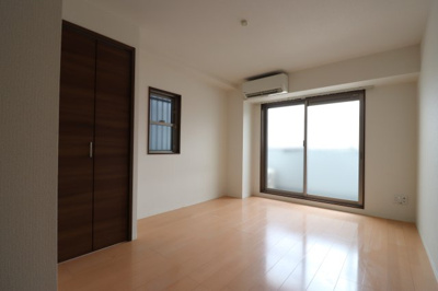 【居間・リビング】 | パーラム関目