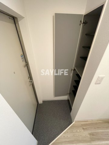 ジーメゾン角田ラシードの玄関