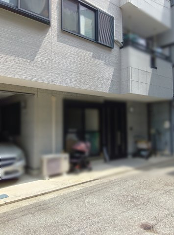 南武庫之荘１丁目　中古戸建の玄関|段差が少ない玄関です