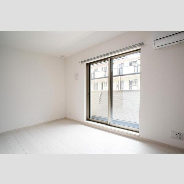 プルメリア東正雀の居間・リビング