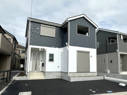 【外観】 | 【仲介手数料０円】厚木市下荻野第17　新築一戸建て　1号棟　全2棟 | 厚木市下荻野第17　新築一戸建て　1号棟　全2棟