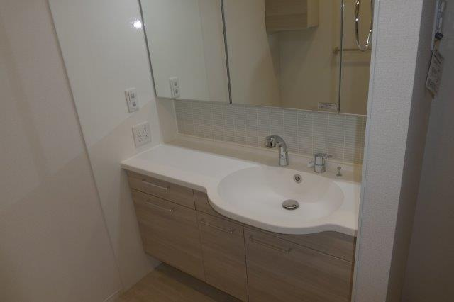 フェリシタスの独立洗面台|シャンプードレッサー