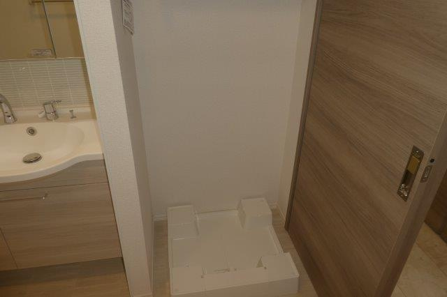 フェリシタスのその他|洗濯機置き場