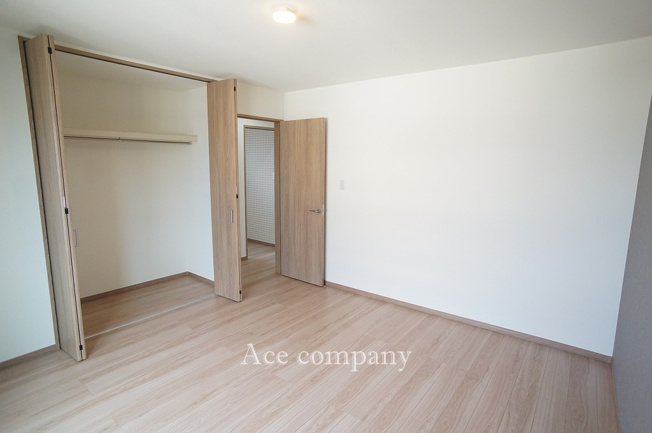 【寝室】 | 東大阪市岩田町1丁目　【A号地】 | 【3階：ゆったり洋室8帖♪】クローゼット完備です♪