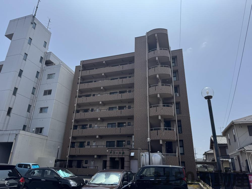 アコールヤマショウの外観