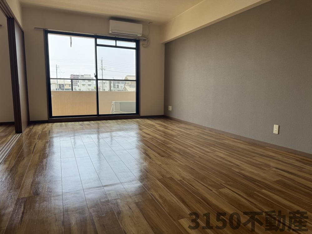 アコールヤマショウの居間・リビング