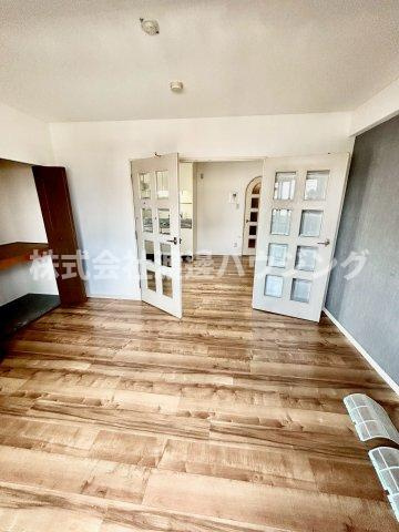 マイルド新大阪レジデンス3号館の寝室