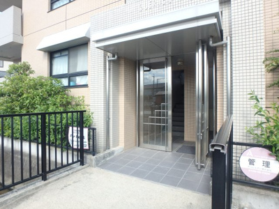 【エントランス】 | スエルテⅡ | ゆとりのあるエントランスです