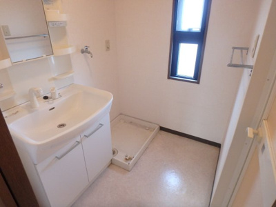 【洗面所】 | スエルテⅡ | 使いやすい洗面所です