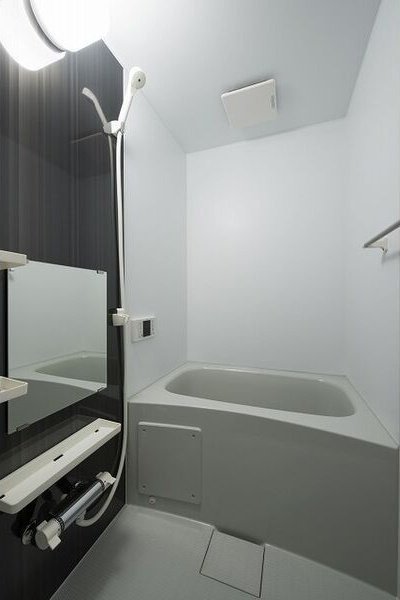 ラ・ロシェル(ラロシェル)の浴室