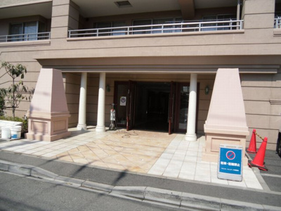 【エントランス】 | アルソス・フォンターナ | エントランス。