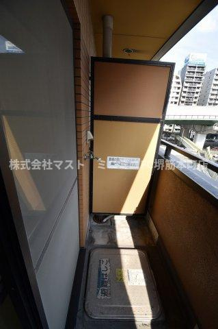 ドミール堺筋本町のバルコニー